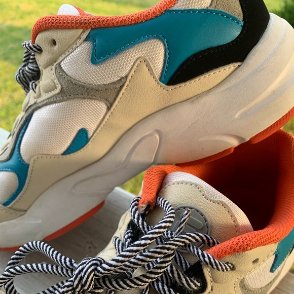 Fila Luminance Chunky Sneakers | Women’s US 8.5 - Picture 8 of 8